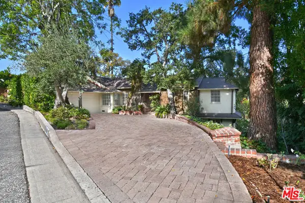 15213 Del Gado Drive, Sherman Oaks, CA 91403