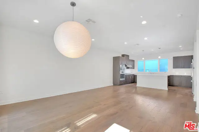 6910 N Tierno Lane, Los Angeles, CA 90038 - #2