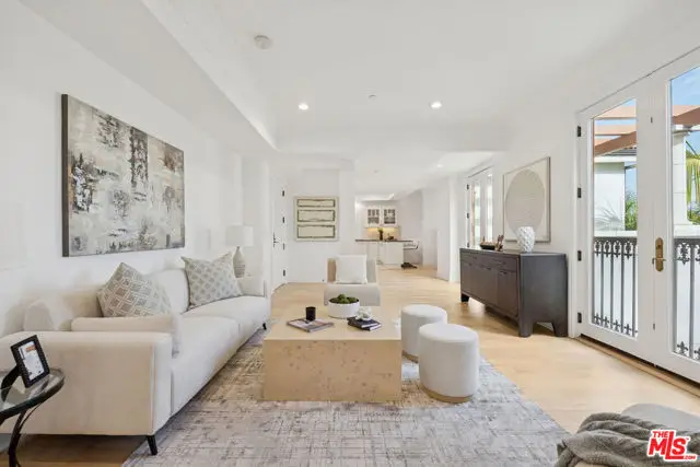 261 S Reeves Drive #PH3, Beverly Hills, CA 90212 - Image #3