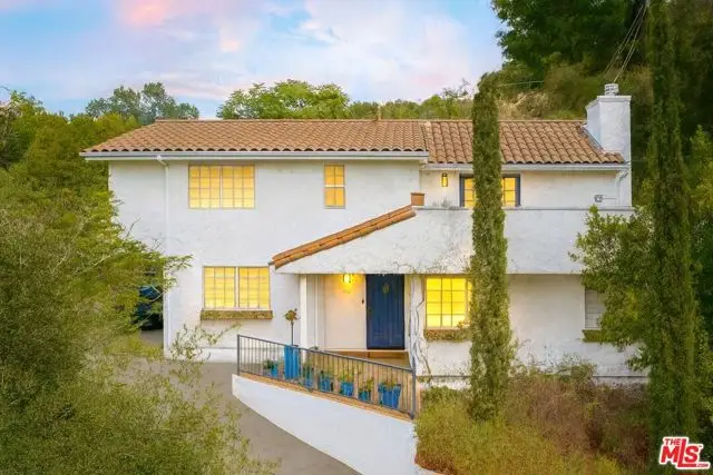 9732 Rotta Avenue, Sunland, CA 91040 - Image #2