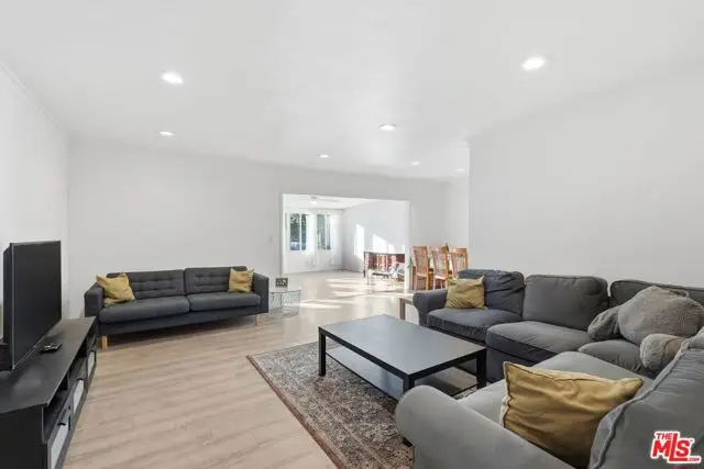 10401 Amigo Avenue, Porter Ranch, CA 91326 - Image #1