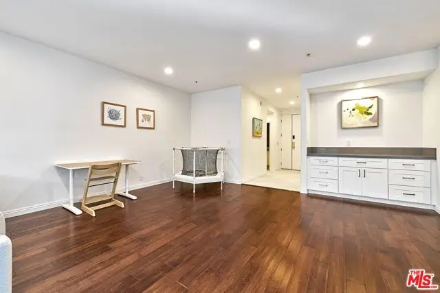 333 Westminster Avenue #204, Los Angeles, CA 90020 - Image #3