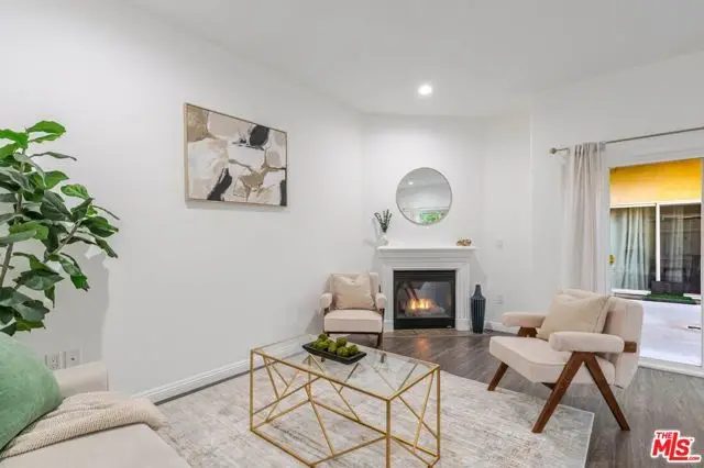 5521 Kester Avenue #7, Sherman Oaks, CA 91411 - Image #1