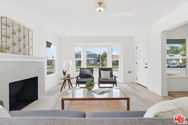 9402 S Van Ness Avenue, Los Angeles, CA 90047