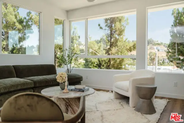 3860 N Riley Lane, Los Angeles, CA 90065 - Image #3