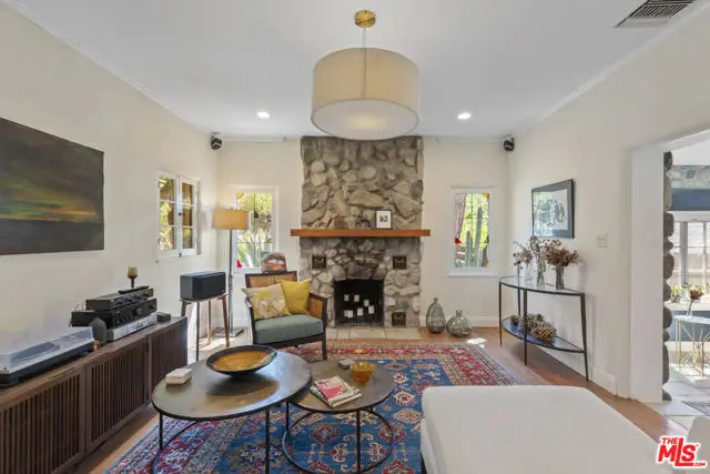 840 Country Club Drive, Burbank, CA 91501 - Image #1