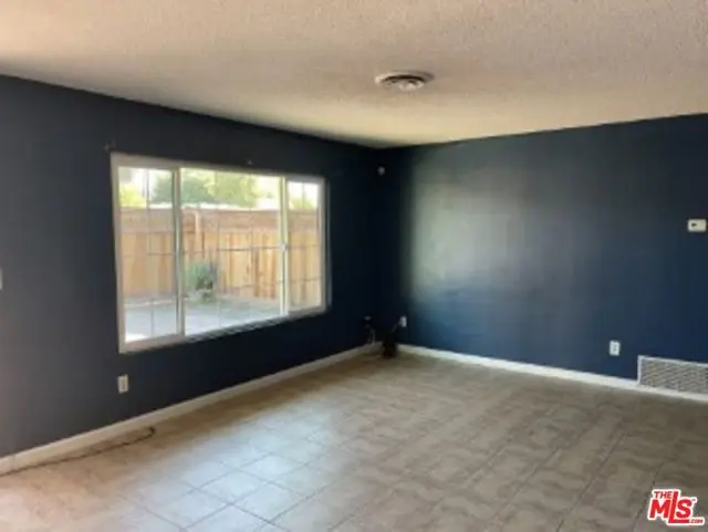 40676 Mayberry Avenue, Hemet, CA 92544 - Image #3