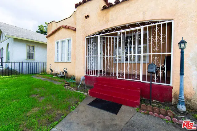 330 E Colden Avenue, Los Angeles, CA 90003 - Image #3