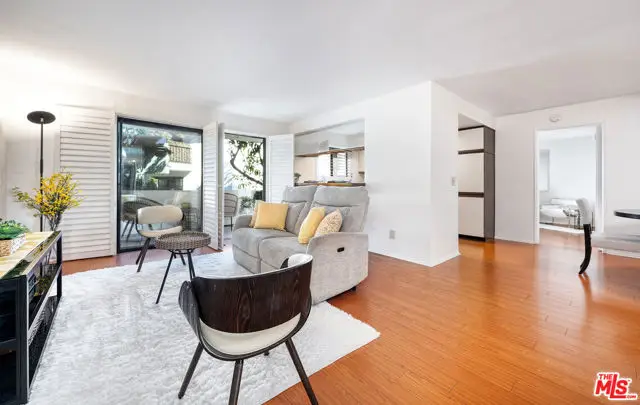 5000 S Centinela Avenue #214, Los Angeles, CA 90066 - Image #1