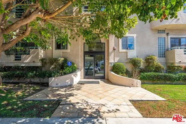 102 N Sweetzer Avenue #106, Los Angeles, CA 90048 - Image #3