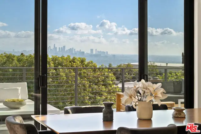 8633 Hollywood Boulevard, Los Angeles, CA 90069 - Image #1