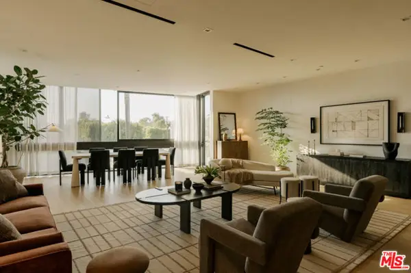 702 N Doheny Drive #302, West Hollywood, CA 90069