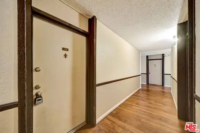 320 S Ardmore Avenue #236, Los Angeles, CA 90020 - Image #3