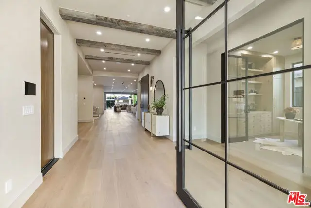 14273 Greenleaf Street, Sherman Oaks, CA 91423 - Image #2