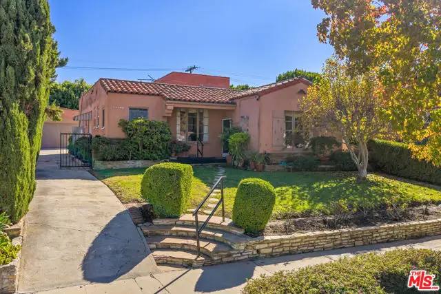 10582 Cheviot Drive, Los Angeles, CA 90064 - Image #1