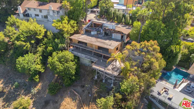 837 Linda Flora Drive, Los Angeles, CA 90049 - Image #2