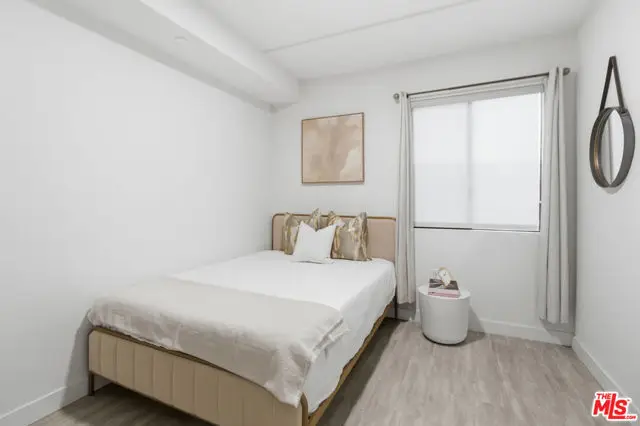 6707 N Sepulveda Boulevard, Van Nuys, CA 91411 - Image #2