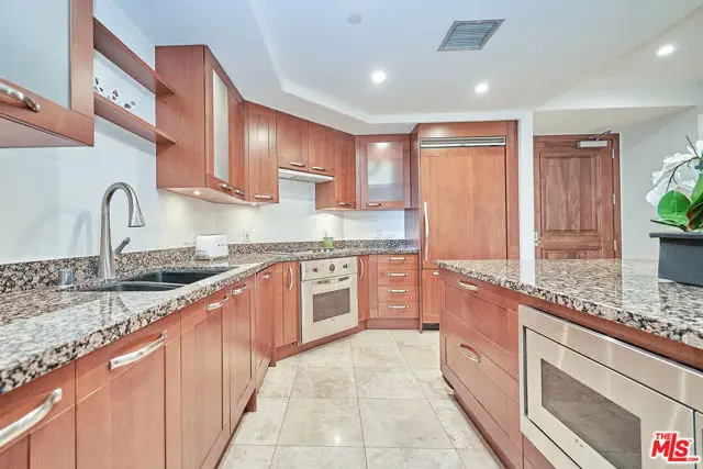 5072 Scholarship #505D, Irvine, CA 92612 - #1