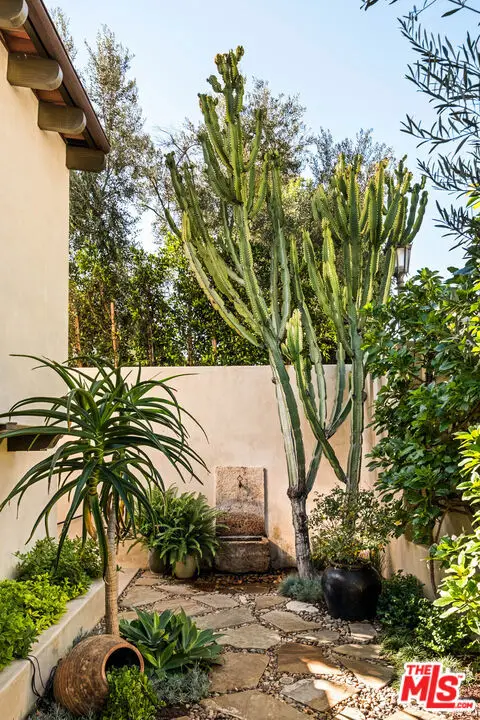 7020 La Presa Drive, Los Angeles, CA 90068 - Image #3