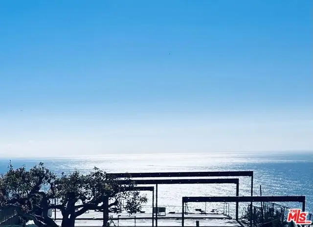 18137 Wakecrest Drive, Malibu, CA 90265 - Image #2