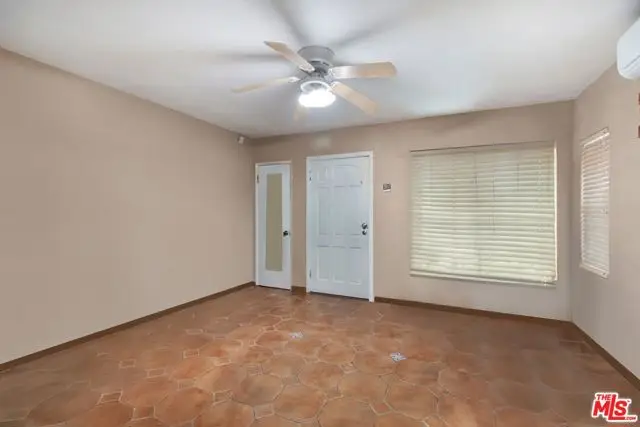 4713 Clinton Street, Los Angeles, CA 90004 - Image #2