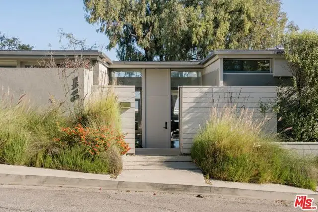 1340 N Tigertail Road, Los Angeles, CA 90049 - Image #3