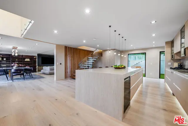 8721 Sunset Plaza Terrace, West Hollywood, CA 90069 - Image #3