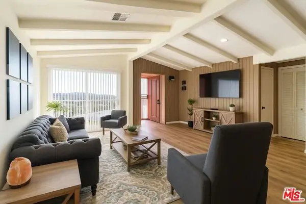 9204 Rowell Avenue, Chatsworth (los Angeles), CA 91311