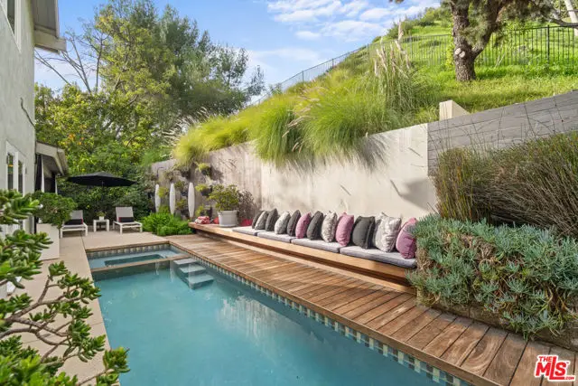 9767 Apricot Lane, Beverly Hills, CA 90210 - Image #1