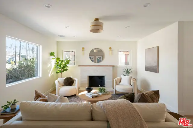 4617 10th Avenue, Los Angeles, CA 90043 - Image #2