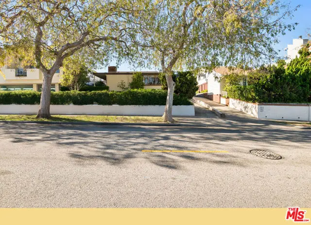 1621 Manning Avenue, Los Angeles, CA 90024 - Image #2