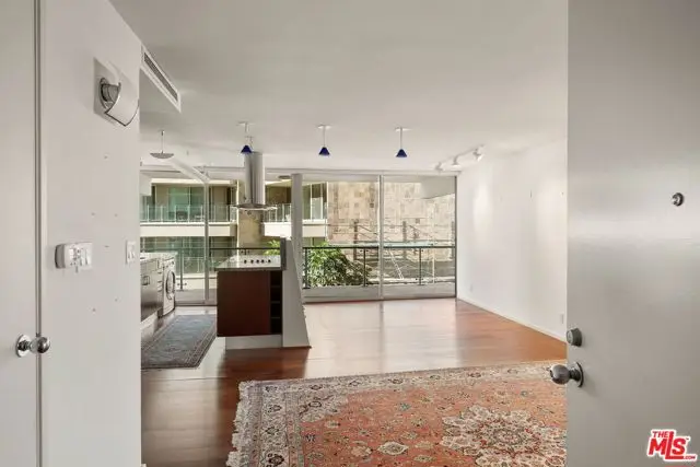 535 Ocean Avenue #5C, Santa Monica, CA 90402 - Image #3