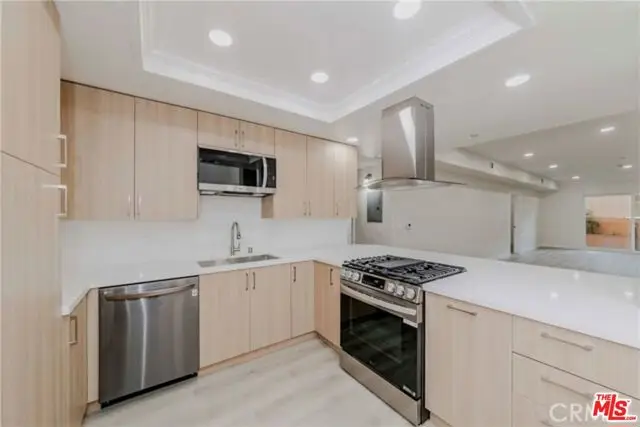 1138 S Serrano Avenue #102, Los Angeles, CA 90006 - Image #2