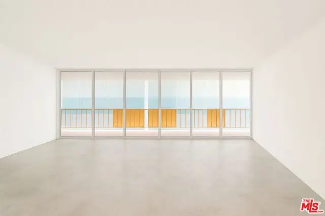 848 N Kings Road #208, West Hollywood, CA 90069 - Image #2