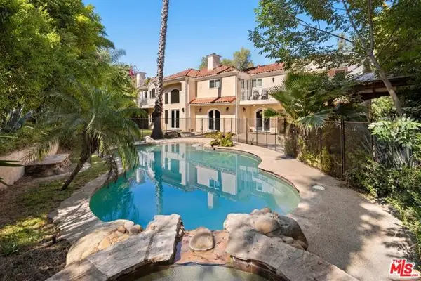 4755 Vanalden Avenue, Tarzana (los Angeles), CA 91356