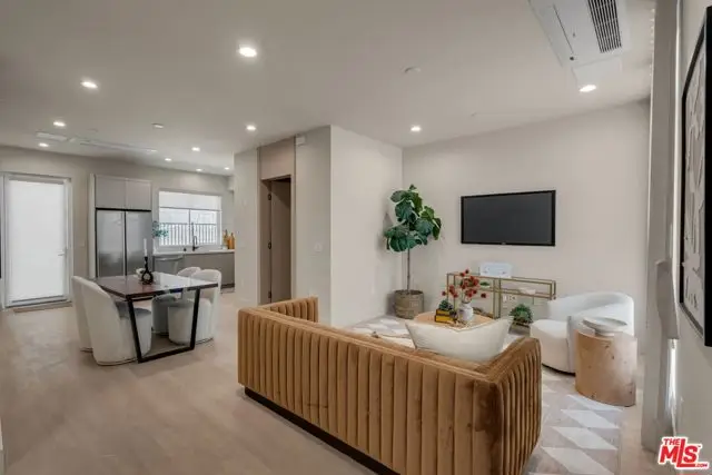 117 Plymouth Street, Inglewood, CA 90302 - #1