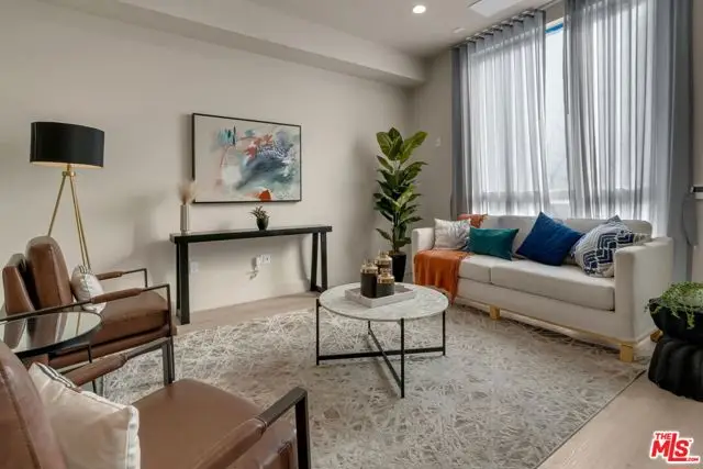 125 Plymouth Street, Inglewood, CA 90302 - #1