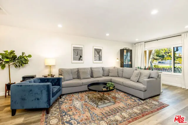 8025 Redlands Street #13, Playa Del Rey, CA 90293 - Image #2