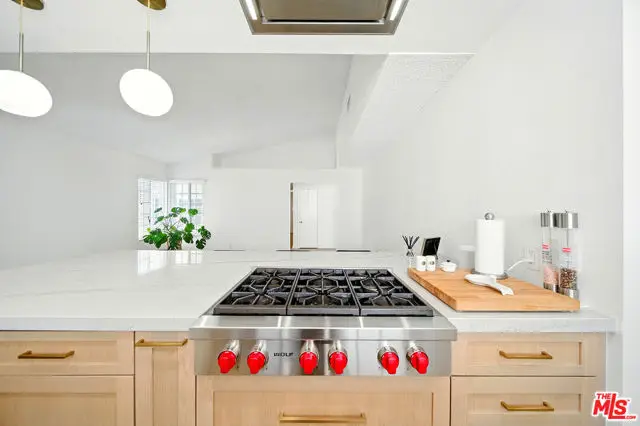 12861 Titian Avenue, Granada Hills, CA 91344 - Image #3