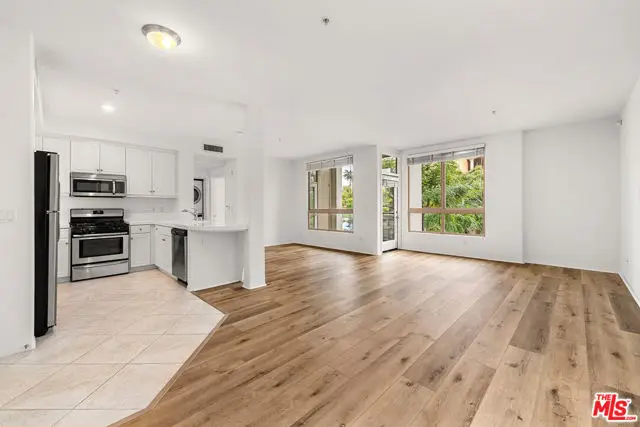 13044 Pacific #214, Los Angeles, CA 90094 - Image #1