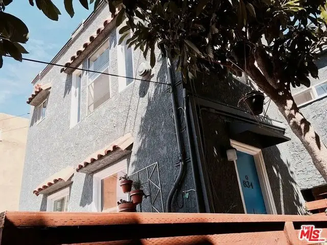 834 Laguna Avenue, Los Angeles, CA 90026 - Image #1
