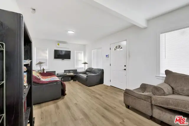 4124 W 64th Street, Inglewood, CA 90302 - Image #2