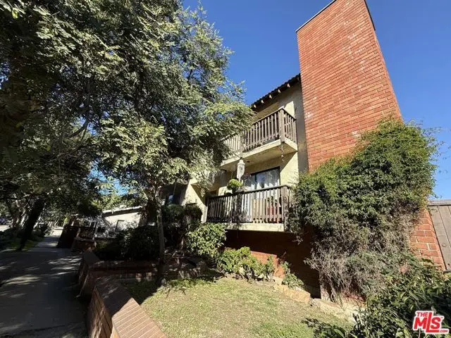 2412 Ocean Avenue #4, Venice, CA 90291 - Image #2