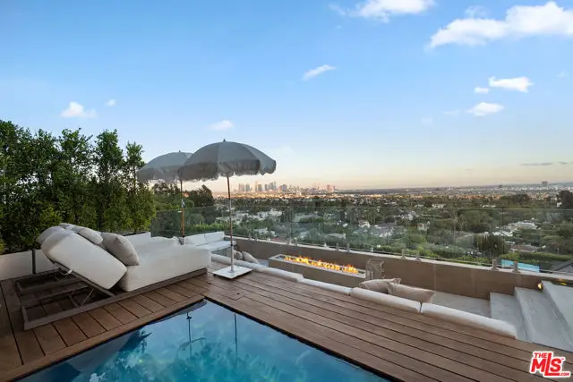 7882 Fareholm Drive, Los Angeles, CA 90046 - Image #2