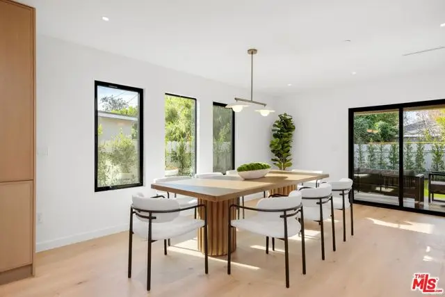 4627 Sunnyslope Avenue, Sherman Oaks, CA 91423 - Image #3