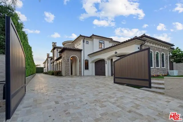 20101 Cypress Street, Newport Beach, CA 92660 - Image #2