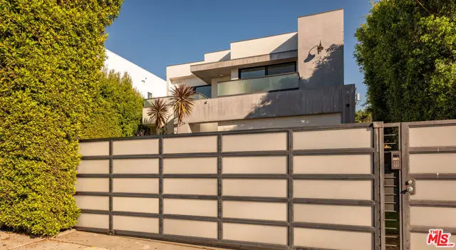 926 N Crescent Heights Boulevard, Los Angeles, CA 90046 - Image #3