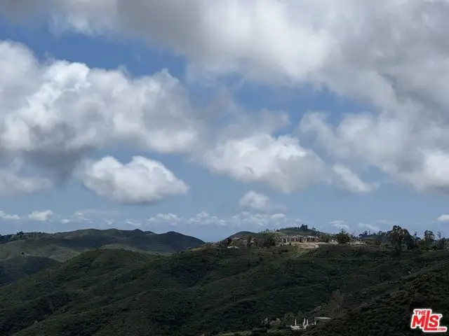 33174 Mulholland Highway, Malibu, CA 90265 - Image #2