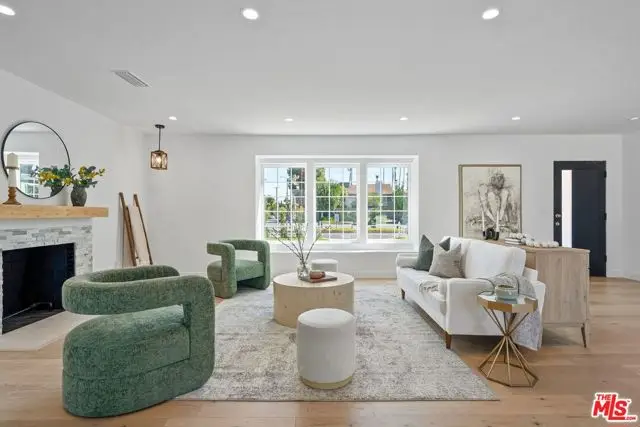 4955 Woodman Avenue, Sherman Oaks, CA 91423 - #3