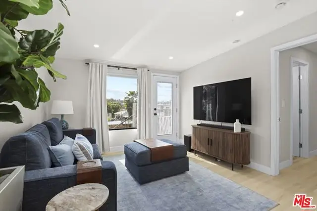 3152 Atwater Avenue, Los Angeles, CA 90039 - #3